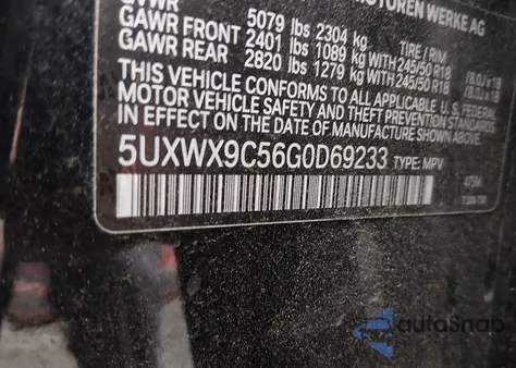 2016 BMW X3 xDrive28I z USA, uszkodzony, nr VIN 5UXWX9C56G0D69233